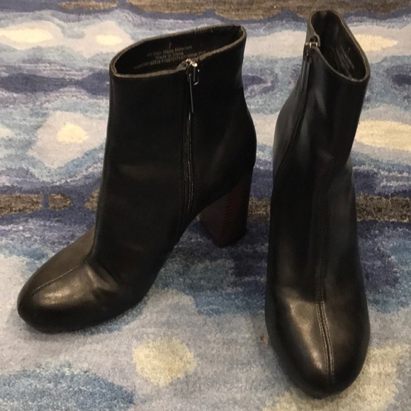 Merona 3” vegan leather ankle boots / booties - Picture 5 of 5